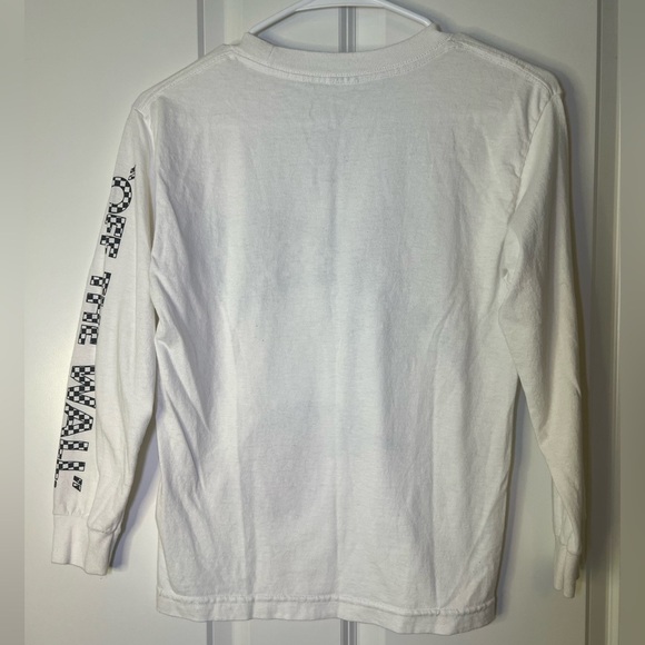Vans White and Red Long Sleeve Graphic Tee - Picture 4 of 5